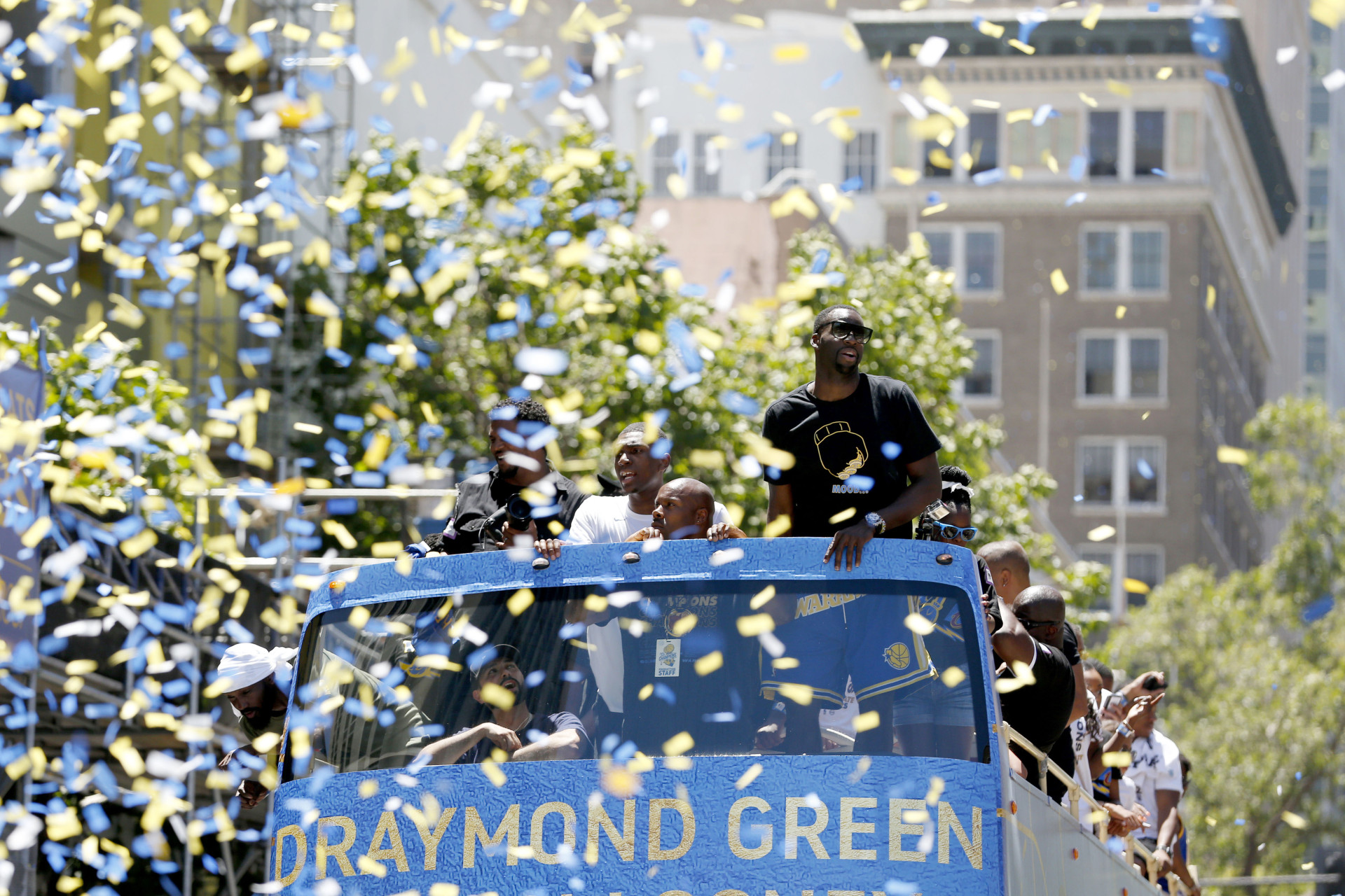 Campeões da NBA gastaram mais de... 500 mil dólares em álcool