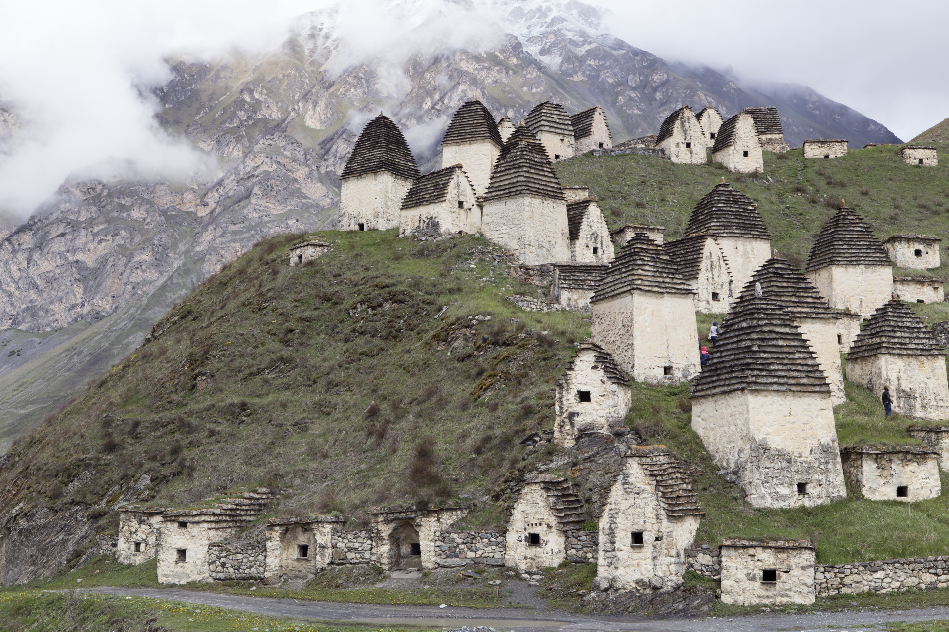 Dargavs: Arrepie-se com a misteriosa 'Cidade dos Mortos'