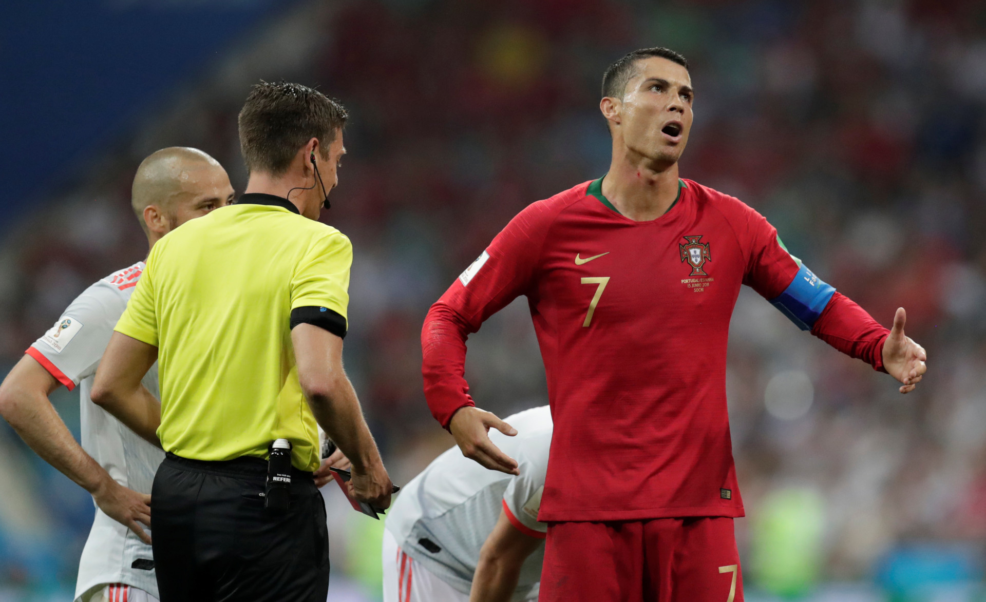 As imagens do Portugal-Espanha que não viu na televisão