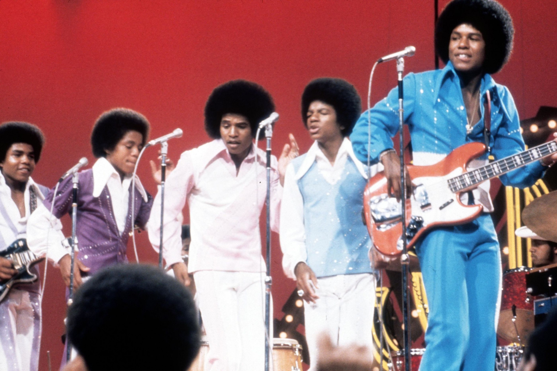 Os looks mais icónicos dos artistas em palco