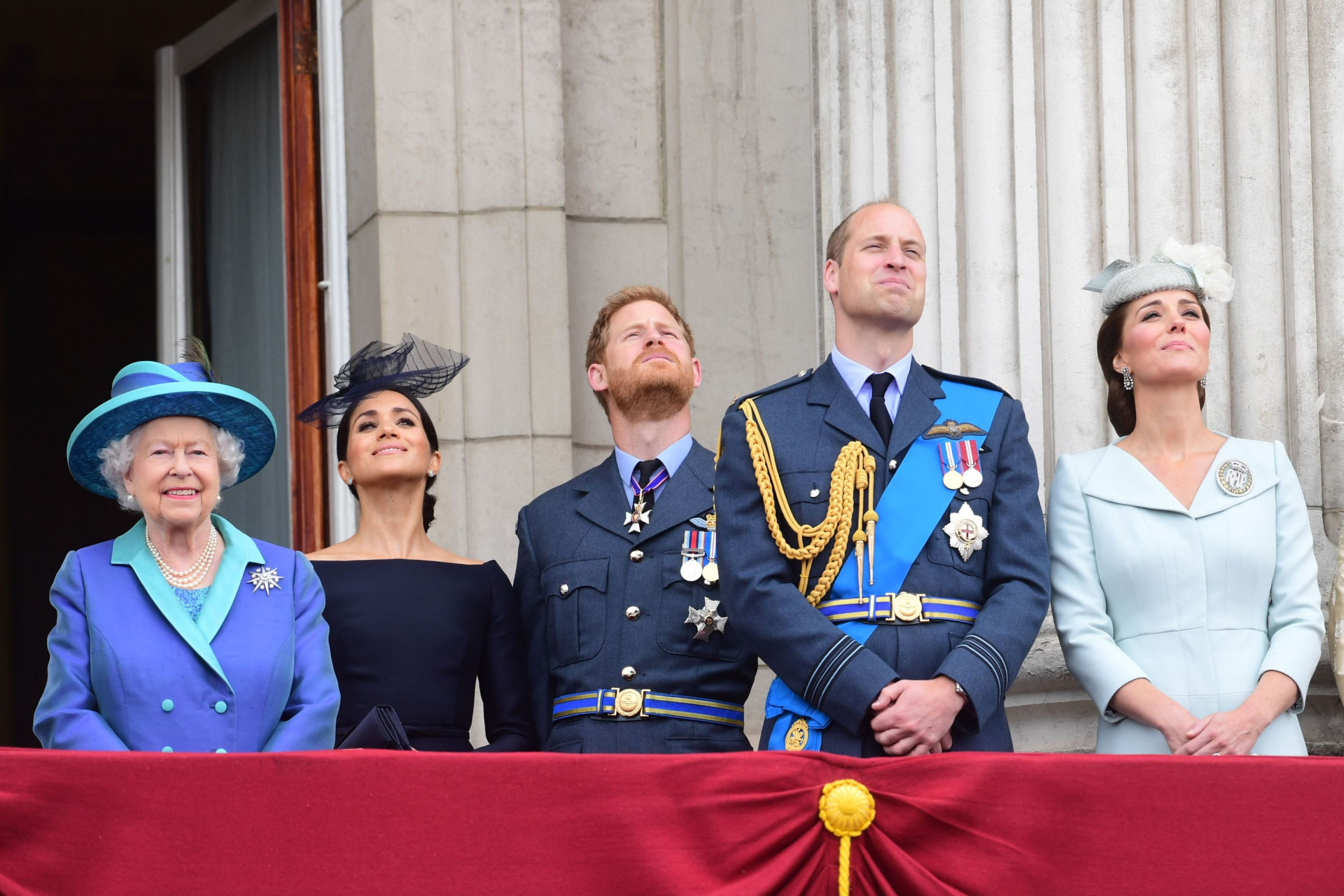 Realeza britânica reúne-se no centenário da RAF
