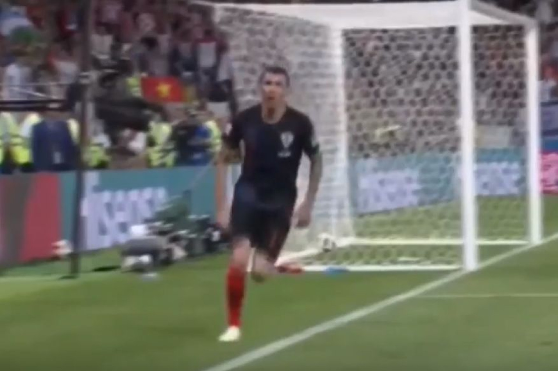 Mandzukic marcou aos 109’ e colocou Croácia com um pé na final