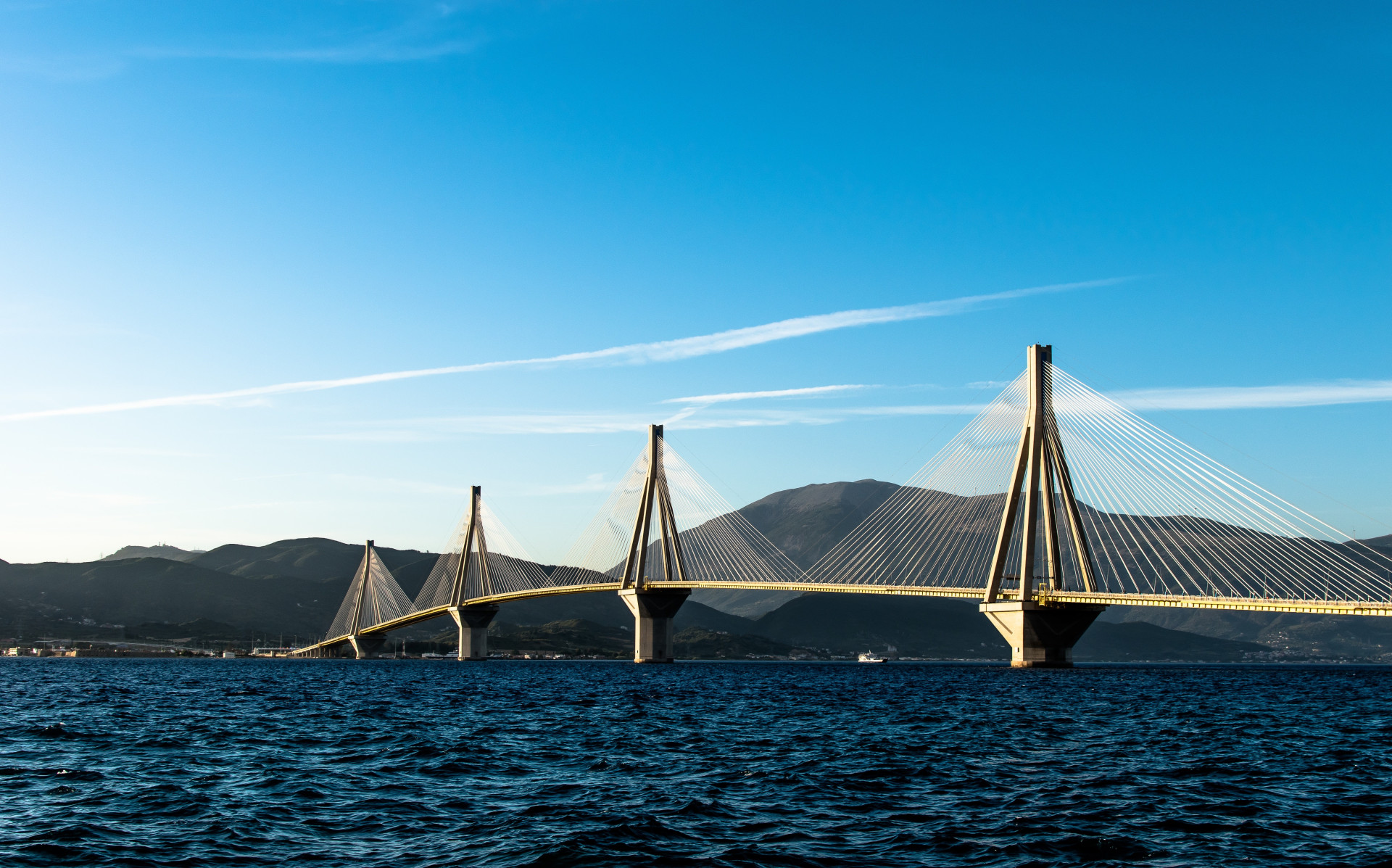 Deslumbre-se com as mais fantásticas pontes do mundo