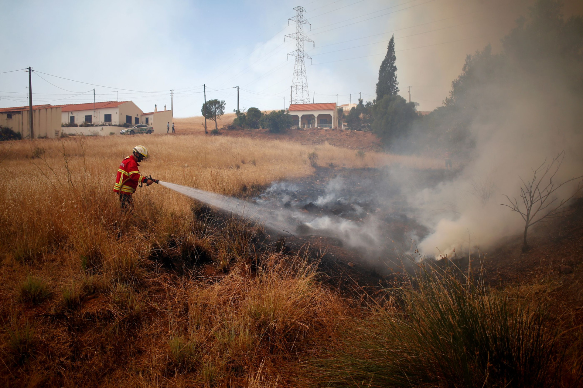Portugal em cinzas aos olhos da Reuters