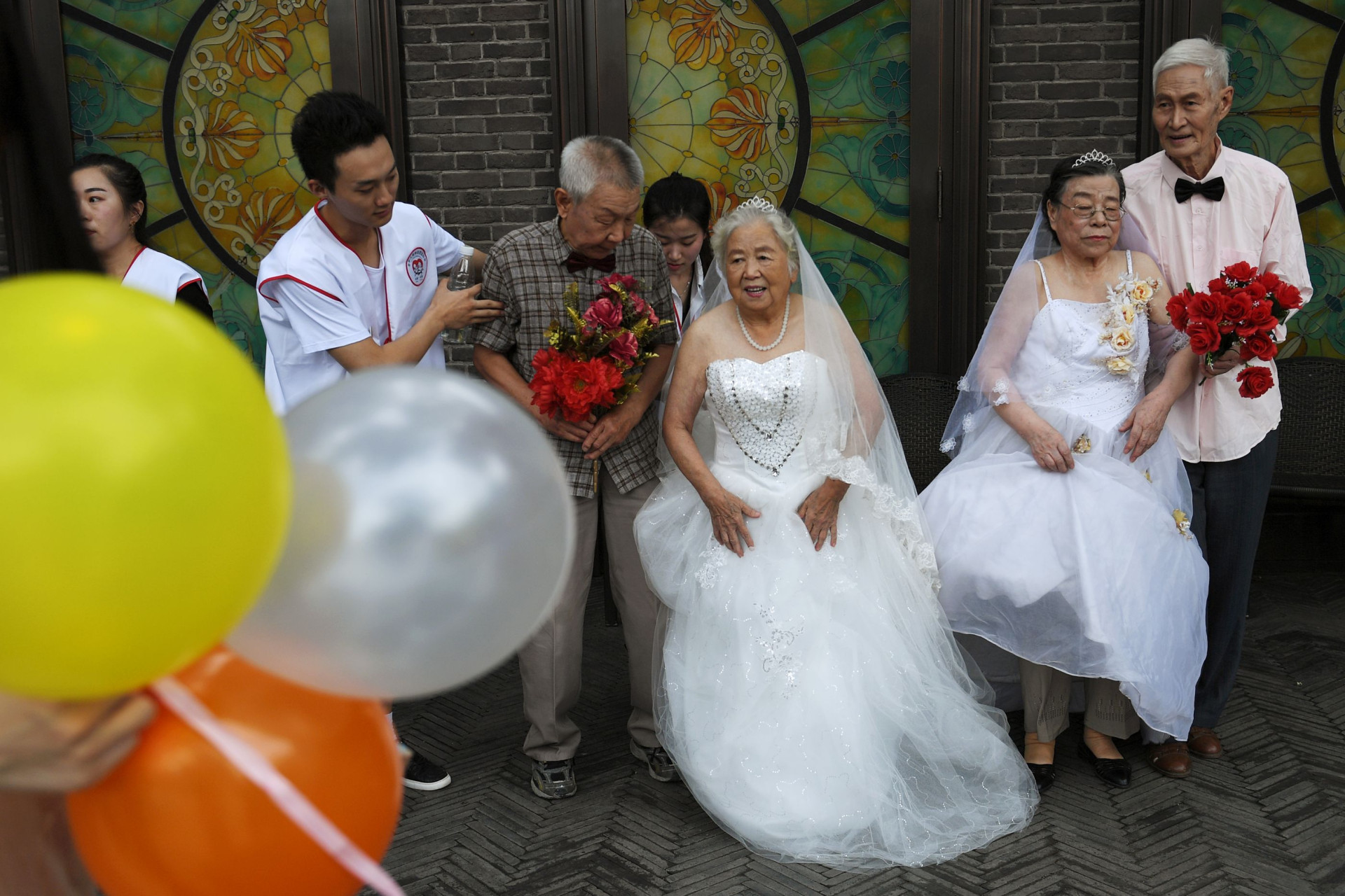 No dia de São Valentim chinês, o amor celebra-se com os mais experientes