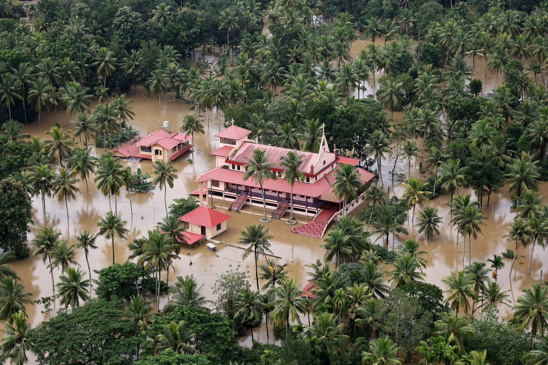Chuvas, inundações e deslizamentos de terra. O dilúvio em Kerala
