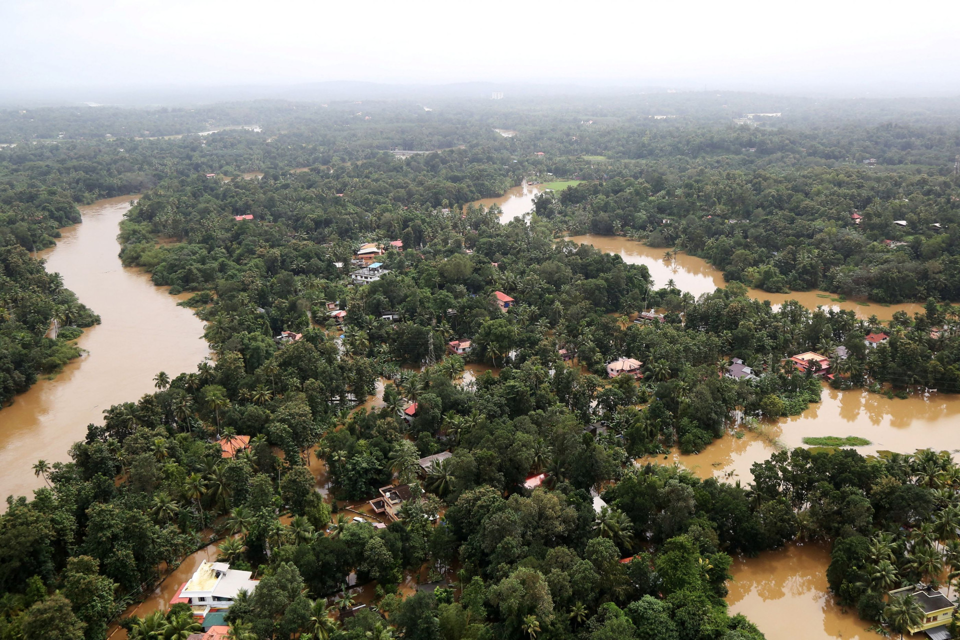 Chuvas, inundações e deslizamentos de terra. O dilúvio em Kerala