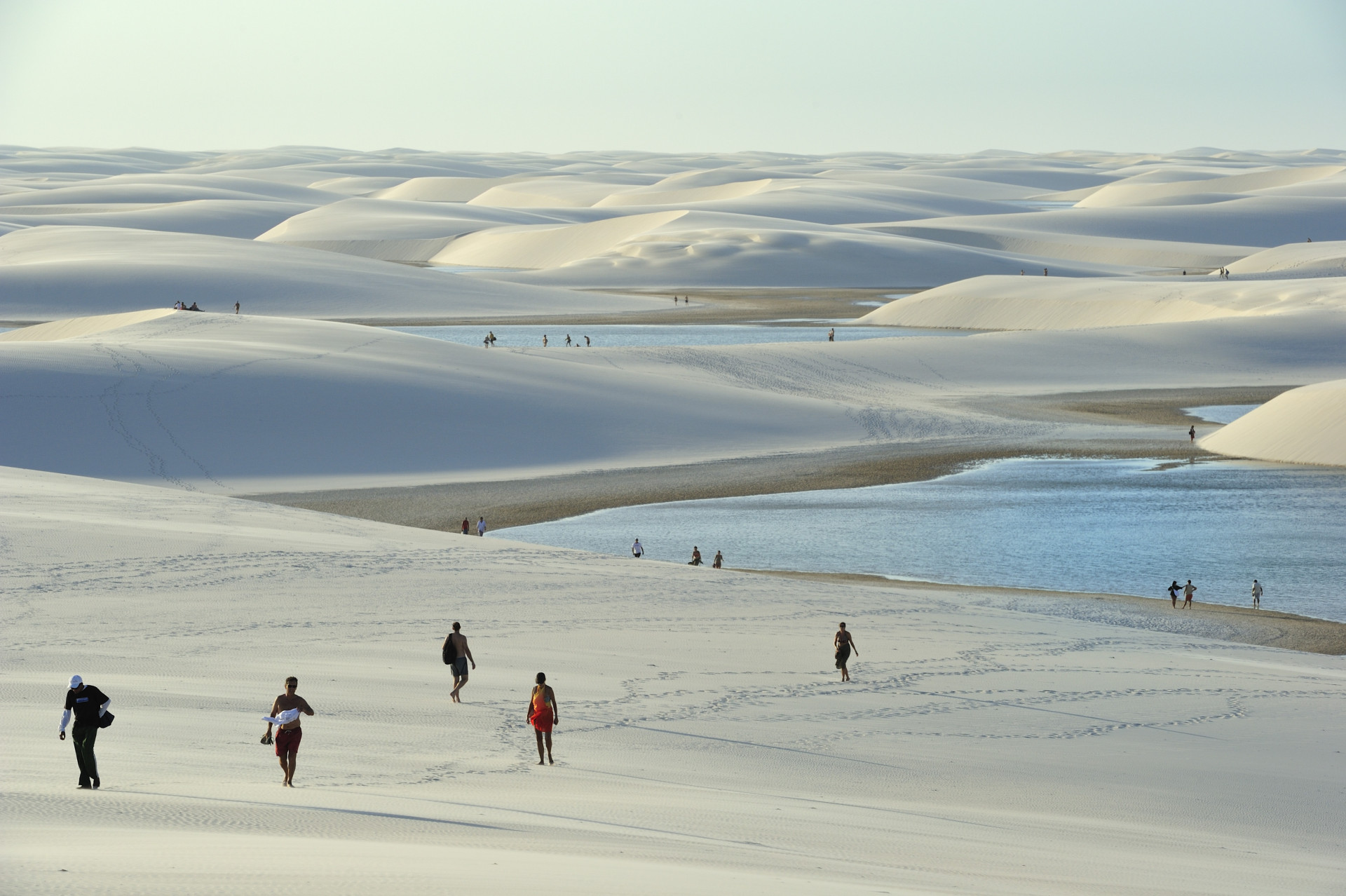 Acredita que estas paisagens pertencem ao planeta Terra?