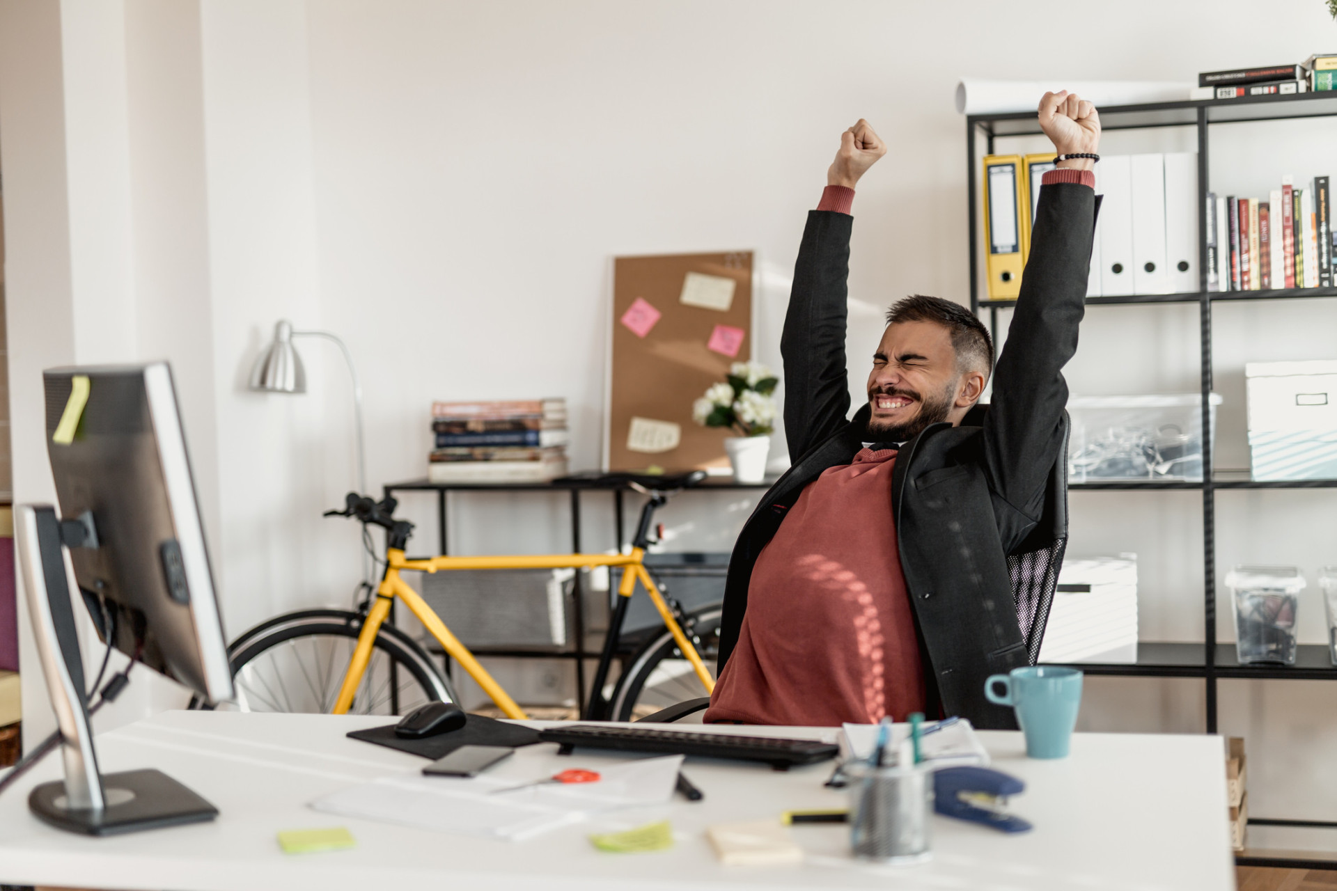 Saiba como pode integrar o exercício físico no trabalho