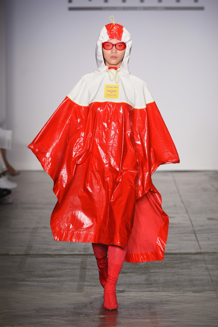 Os looks mais peculiares da New York Fashion Week