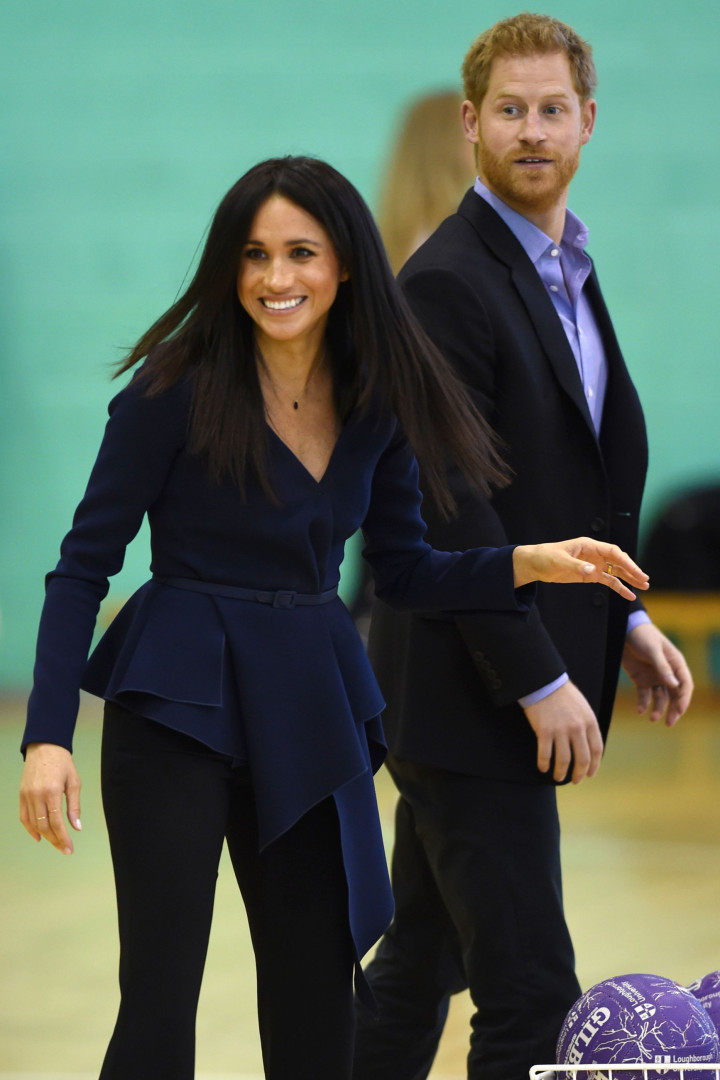 Meghan Markle e Harry deslumbram em evento desportivo
