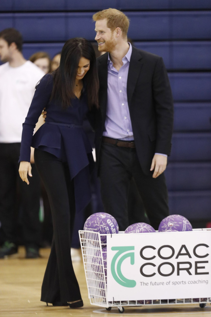 Meghan Markle e Harry deslumbram em evento desportivo