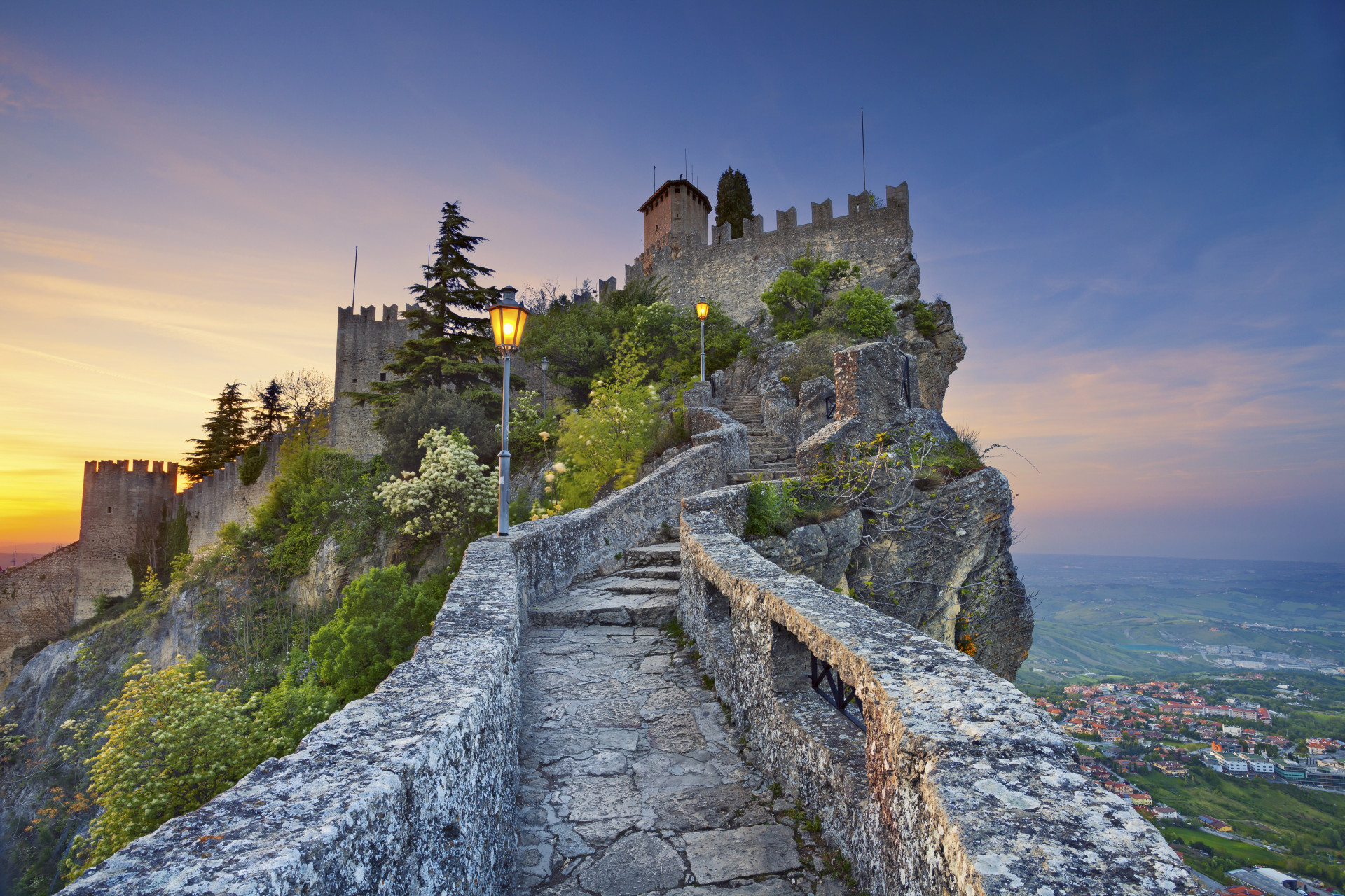 Conheça o pequeno país europeu que tem feito sucesso entre os turistas
