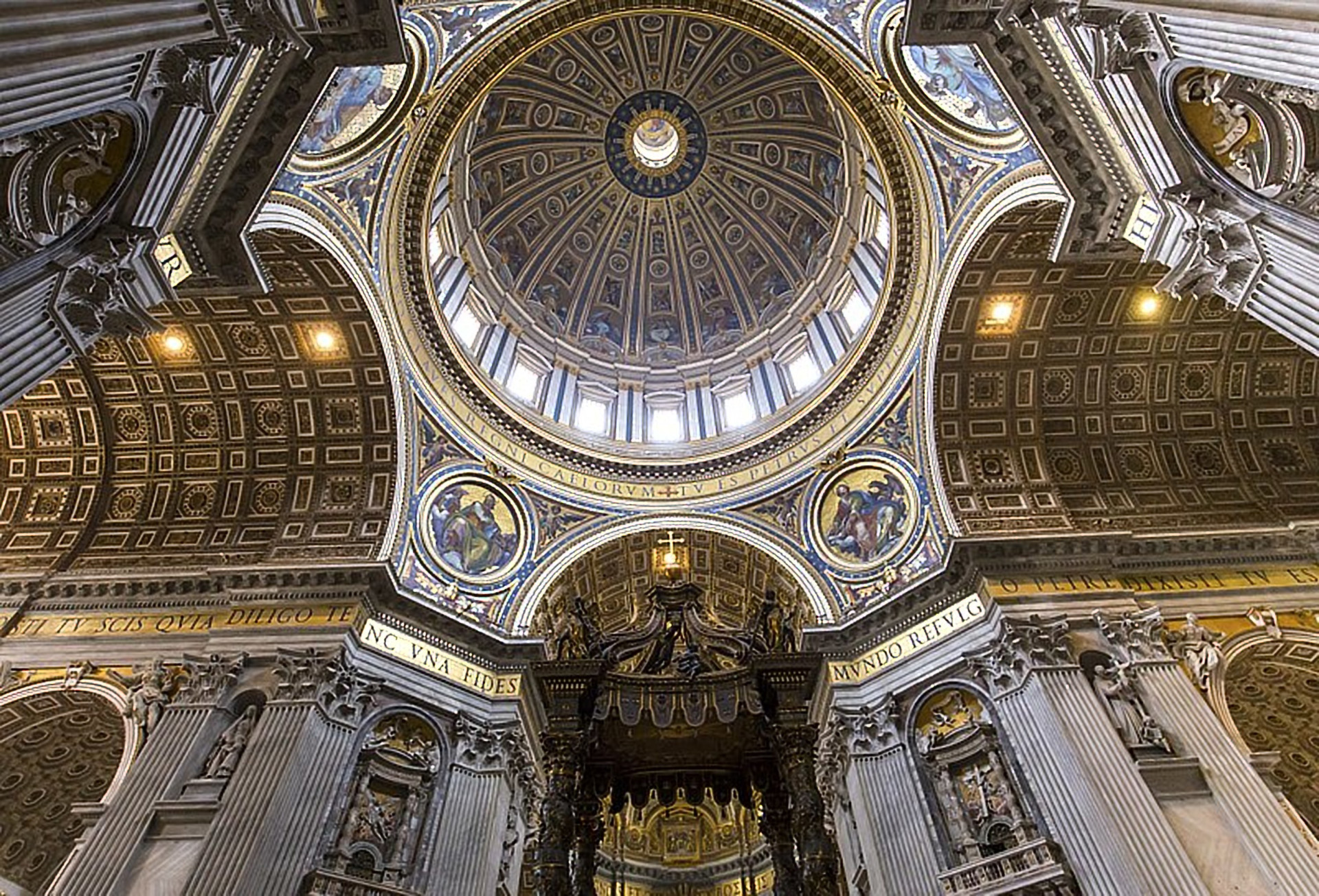 Explore as obras-primas e os tesouros da Cidade do Vaticano
