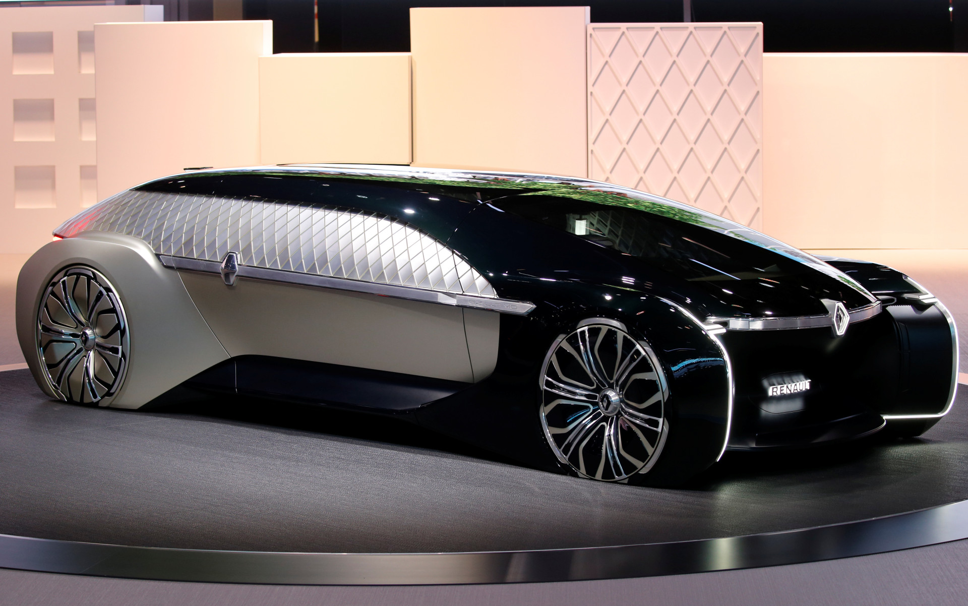 EZ-ULTIMO: Renault apresenta a sua visão conceitual de futuro