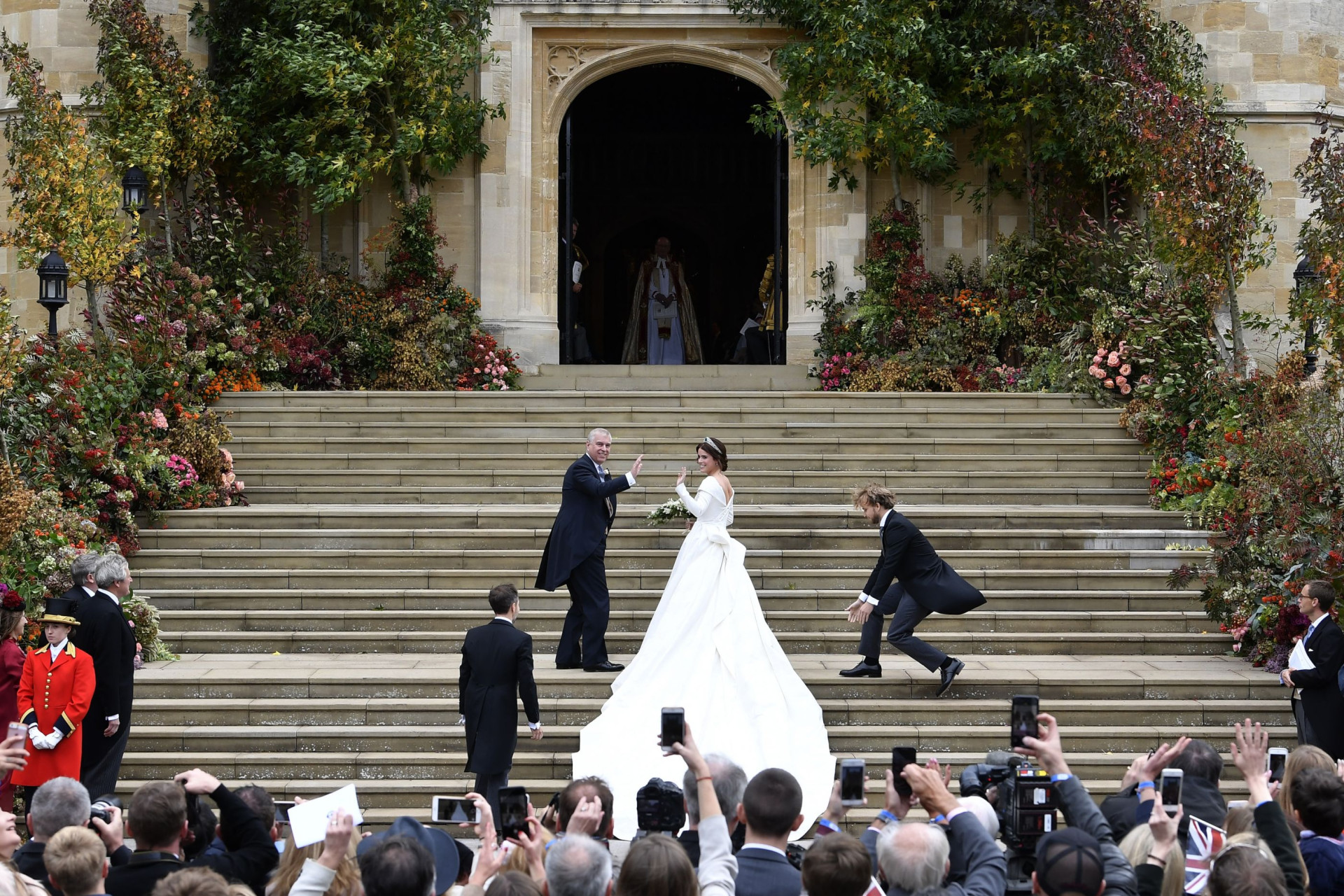 Galeria: Os pormenores do vestido de noiva da princesa Eugenie
