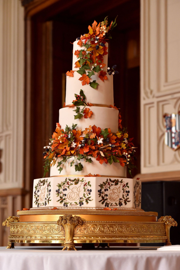 Reveladas imagens do bolo de casamento da princesa Eugenie