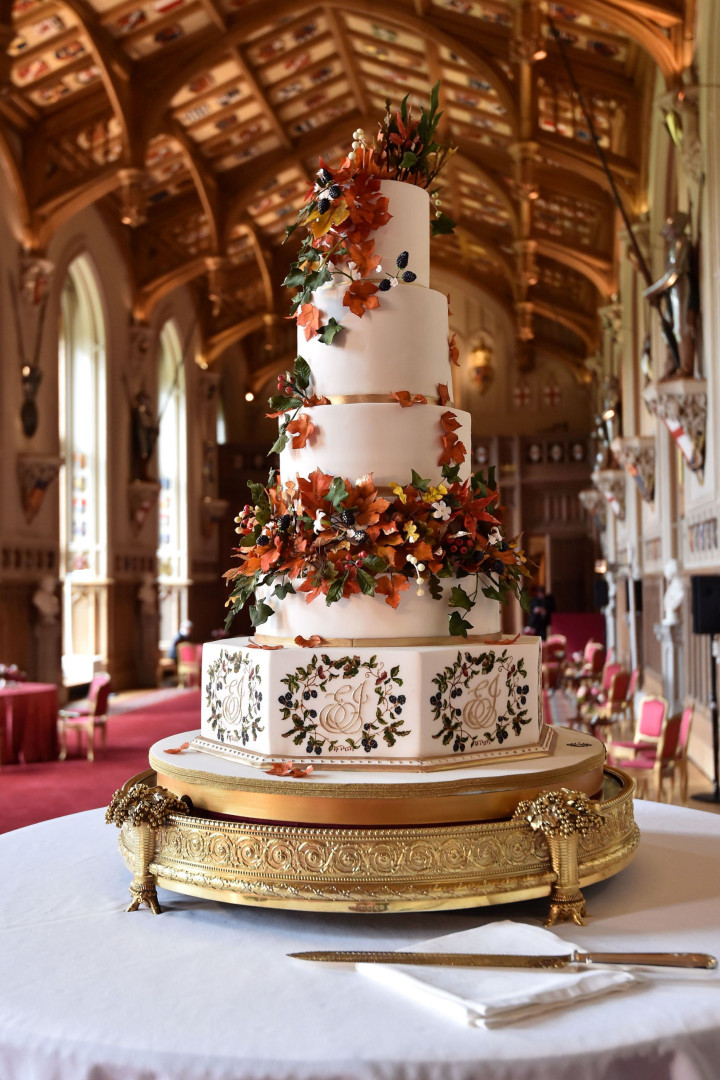 Reveladas imagens do bolo de casamento da princesa Eugenie