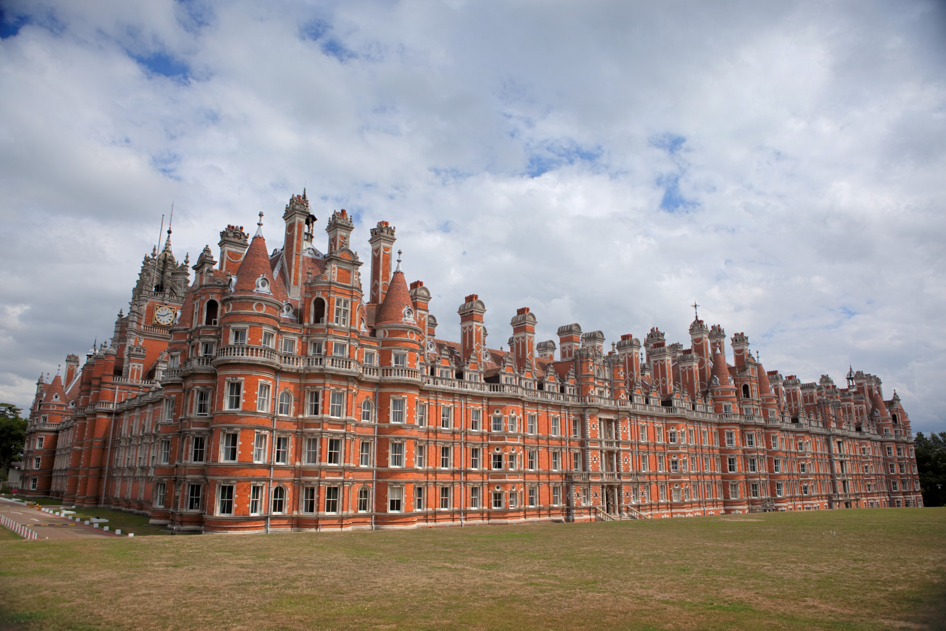 Deslumbre-se com as mais belas universidades do mundo