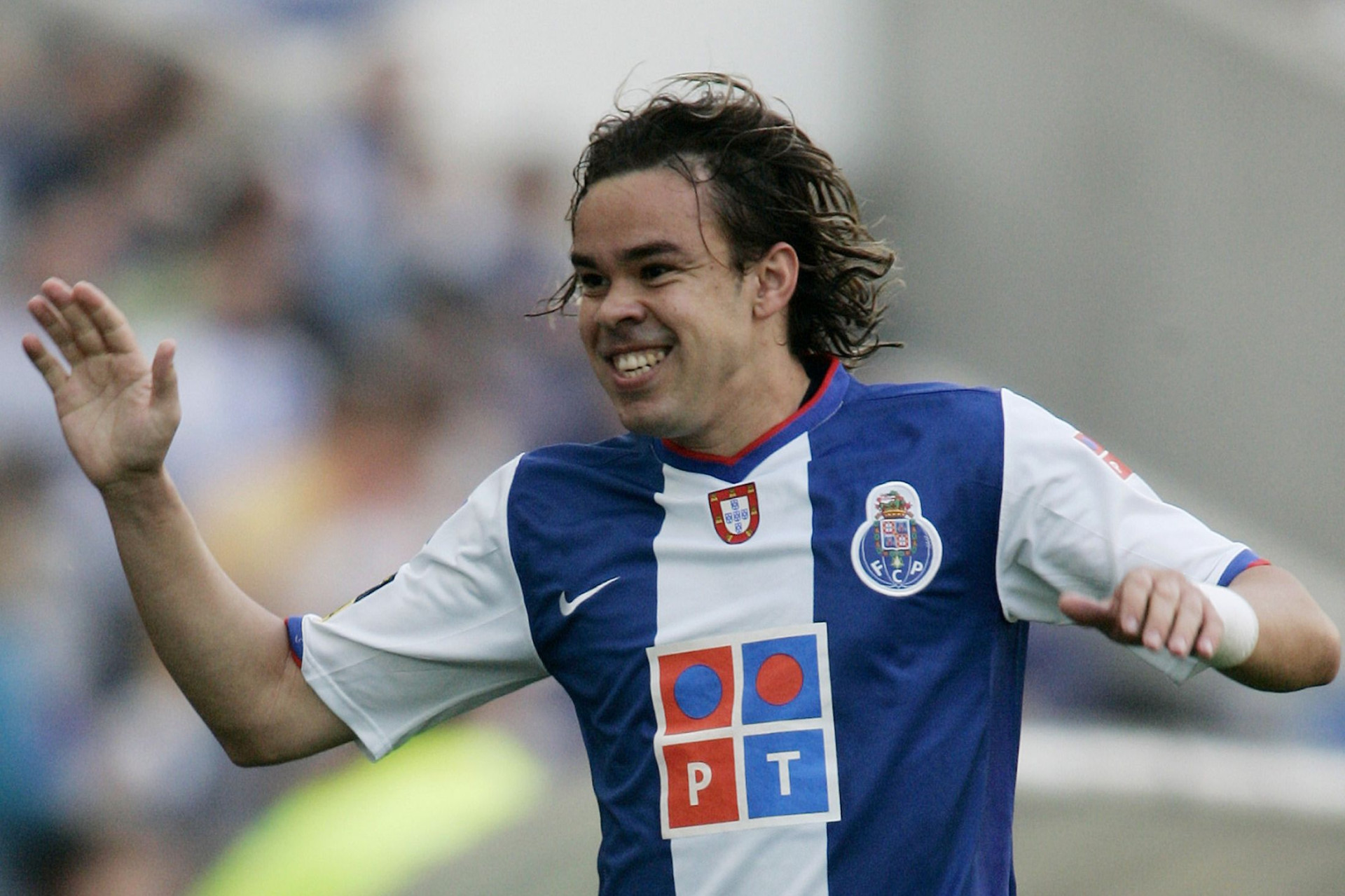 Ainda se lembra destes 11 jogadores que jogaram no FC Porto e Sp. Braga?