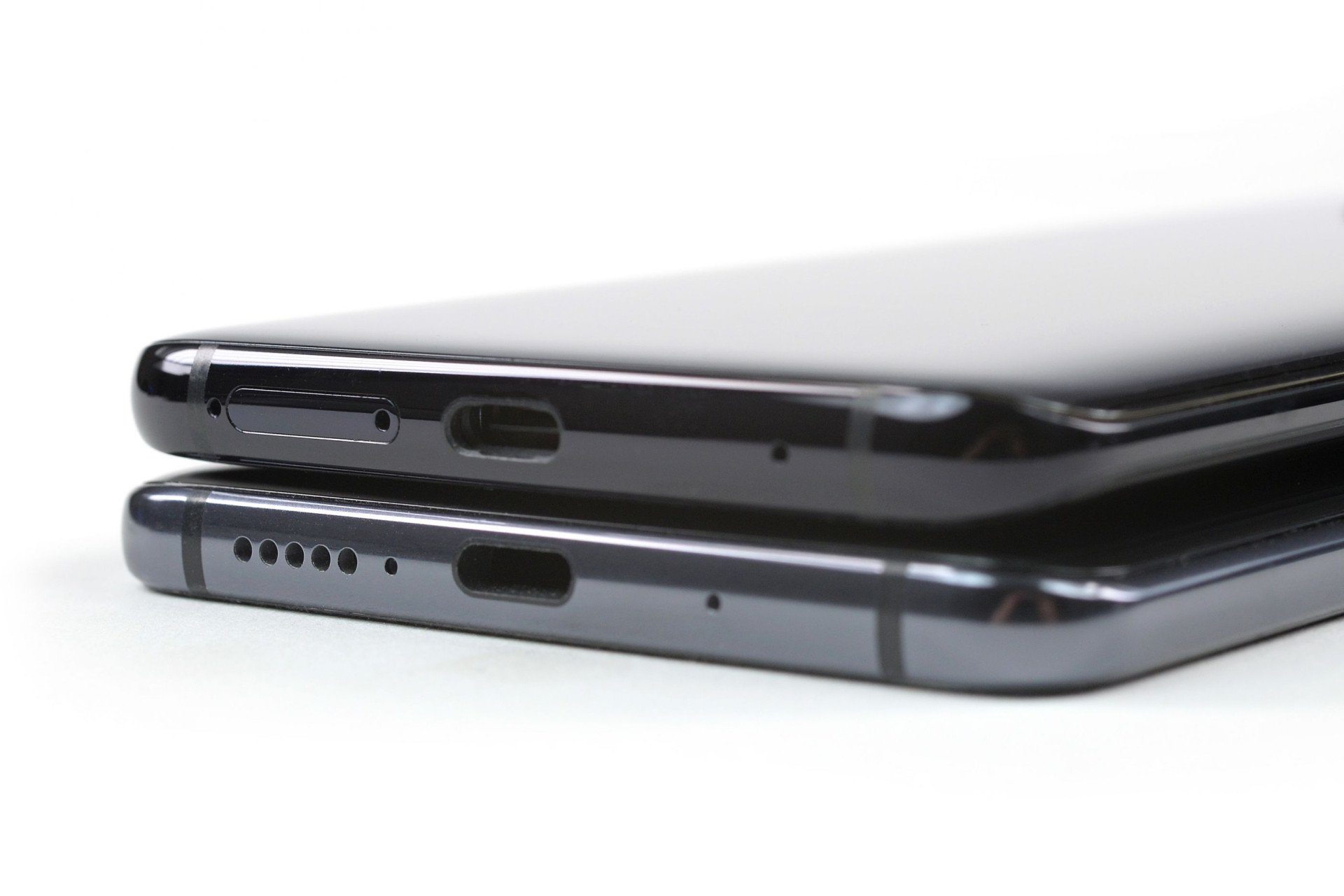 Por dentro do Huawei Mate 20 Pro. Espreite o interior