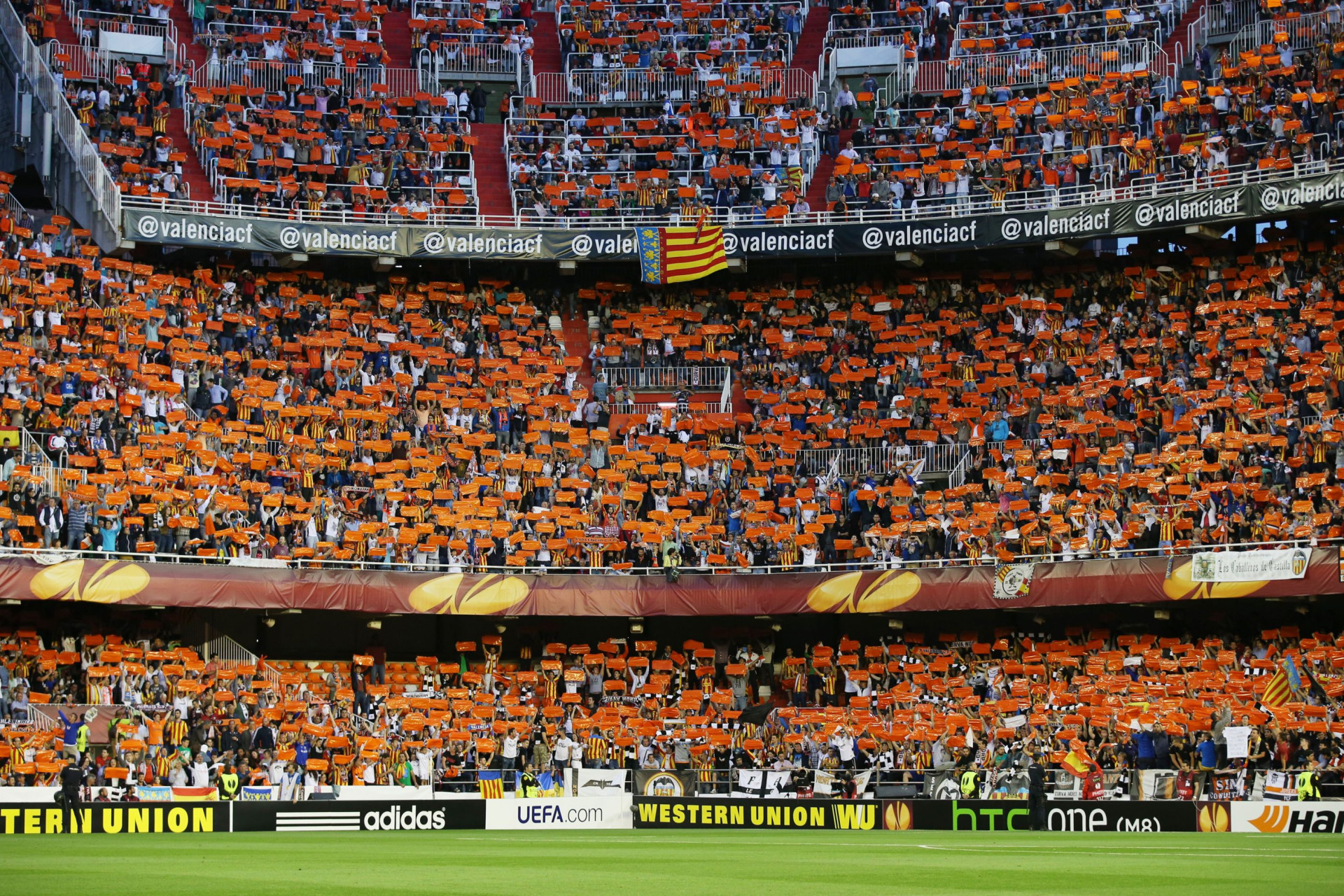 Eis os sete estádios mais intimidantes do mundo, segundo a BBC