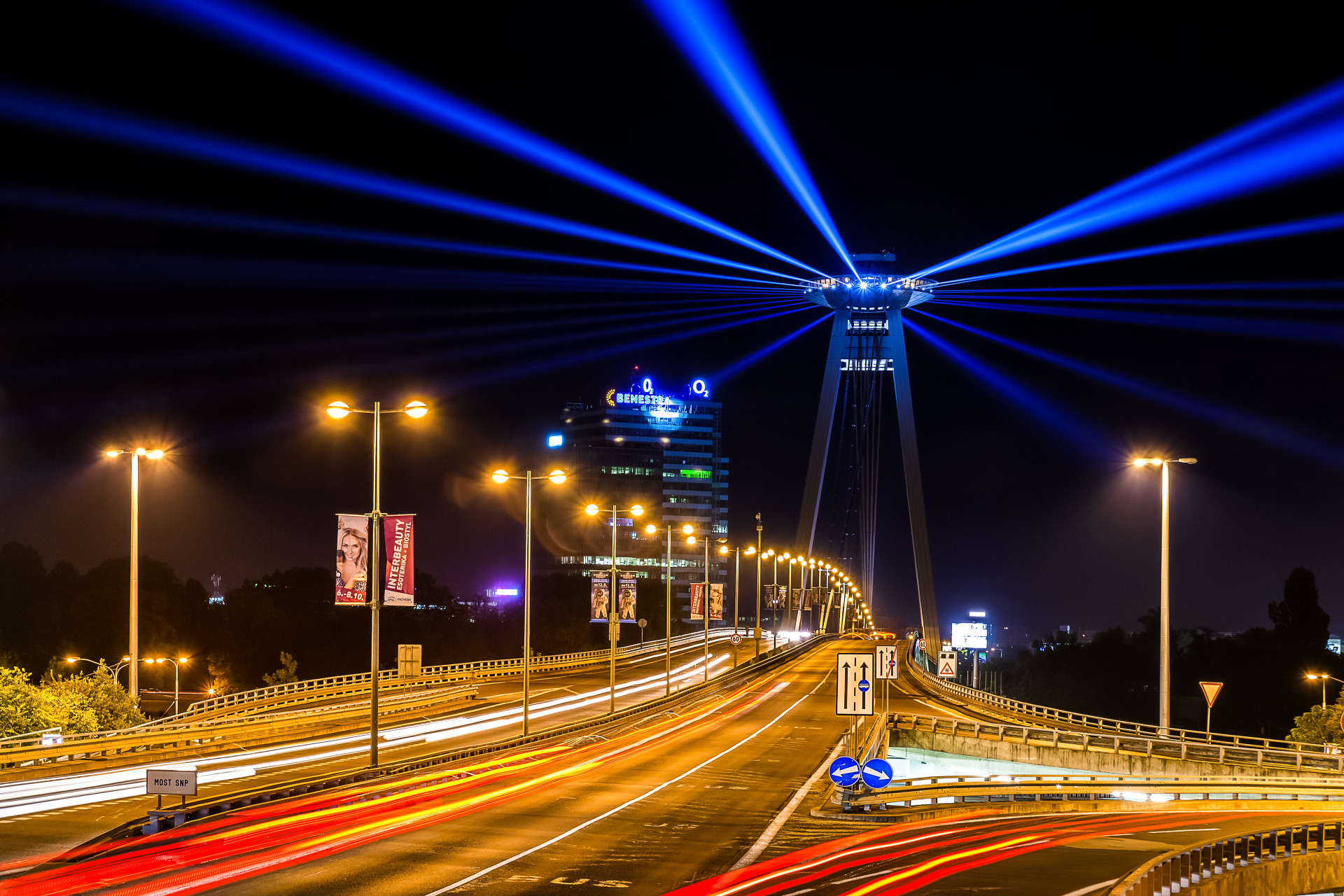 Descubra e deslumbre-se com os mais brilhantes festivais de luz na Europa