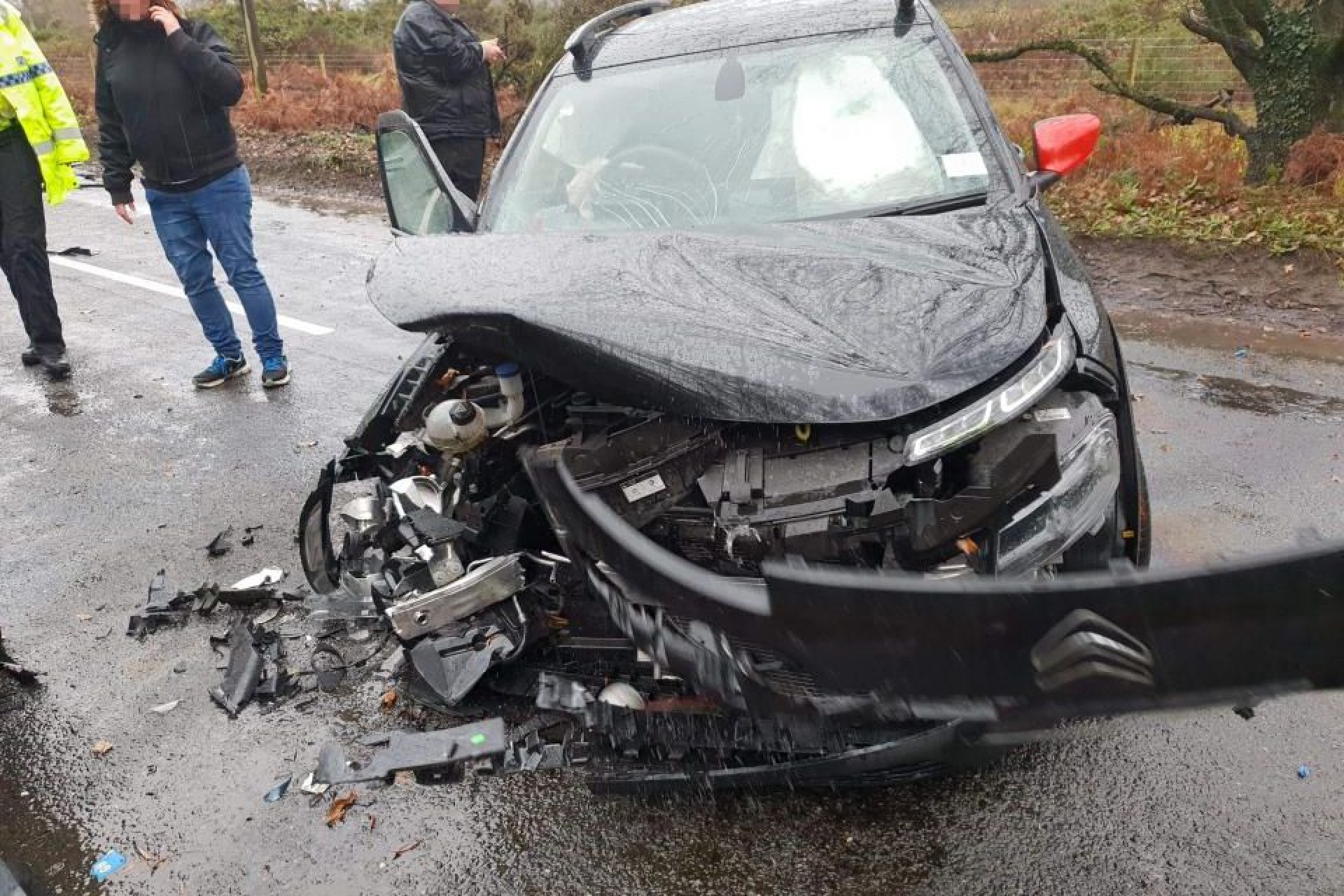 Jogador do Arsenal envolvido num aparatoso acidente de carro