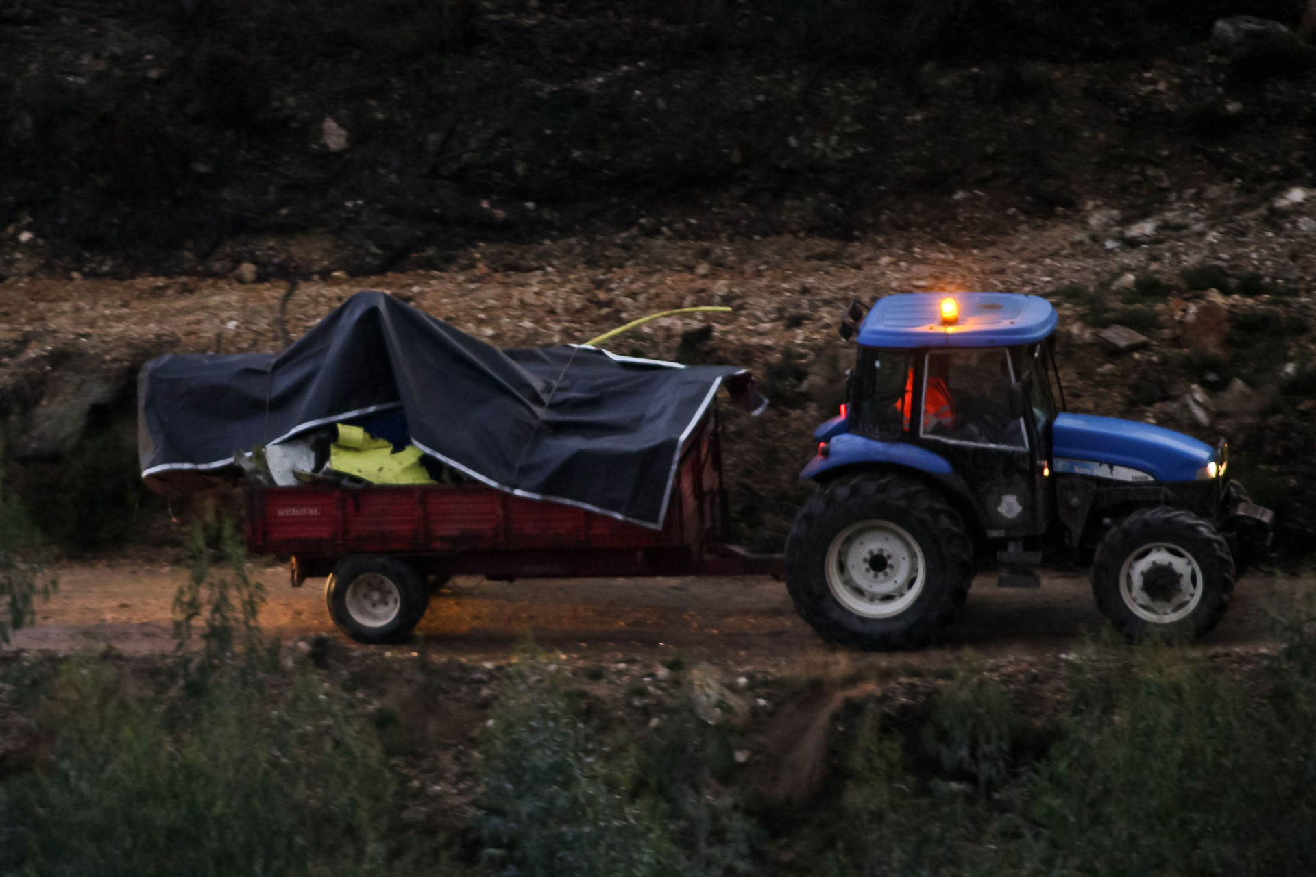 A tragédia da queda do helicóptero do INEM em imagens