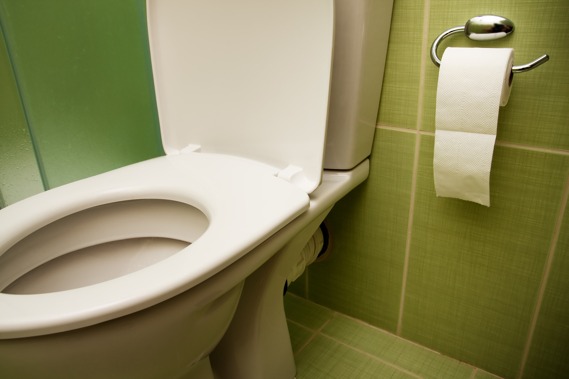 Sabia que estas coisas têm mais germes do que a sua casa de banho?