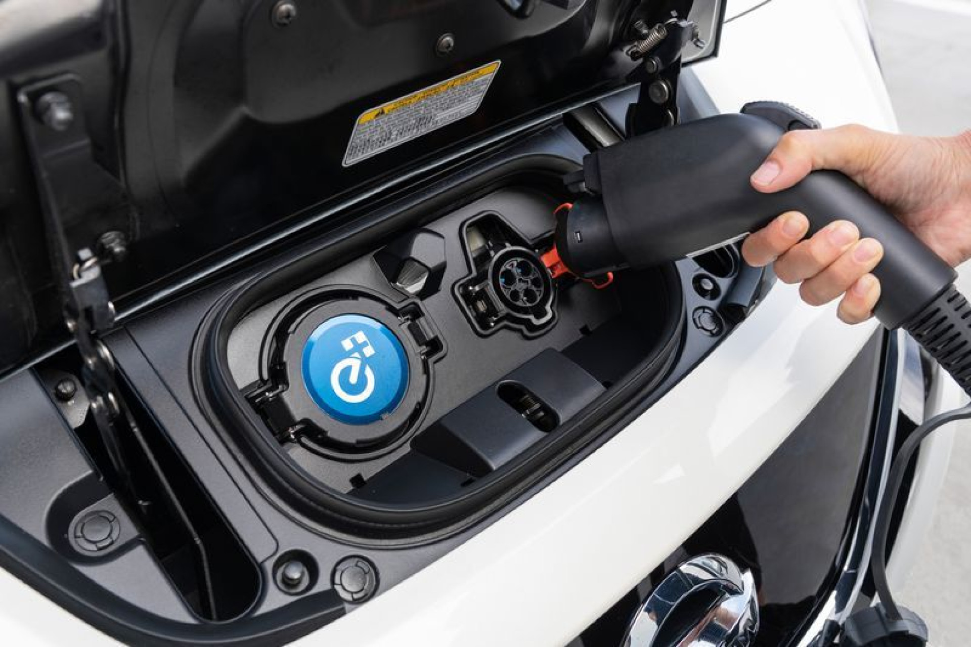 O novo Nissan Leaf dá-lhe mais de 300km de autonomia