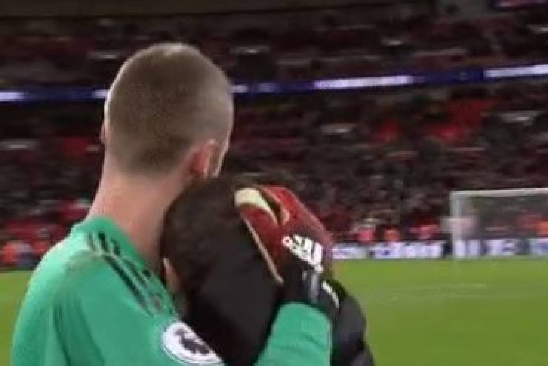 De Gea fez uma exibição gigante em Wembley e Mata reagiu assim