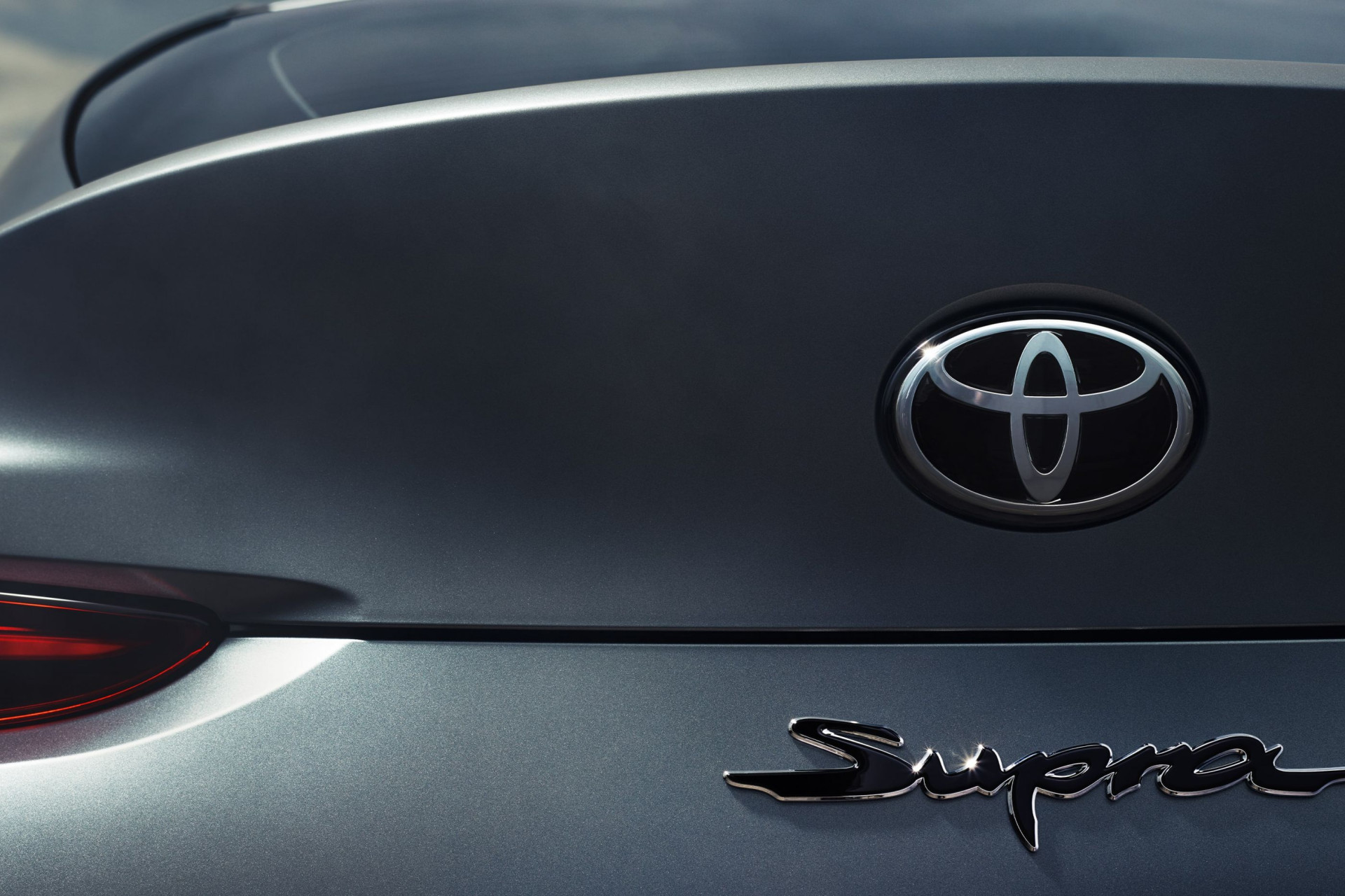 A espera chegou ao fim. Eis o Toyota GR Supra em todo o seu esplendor