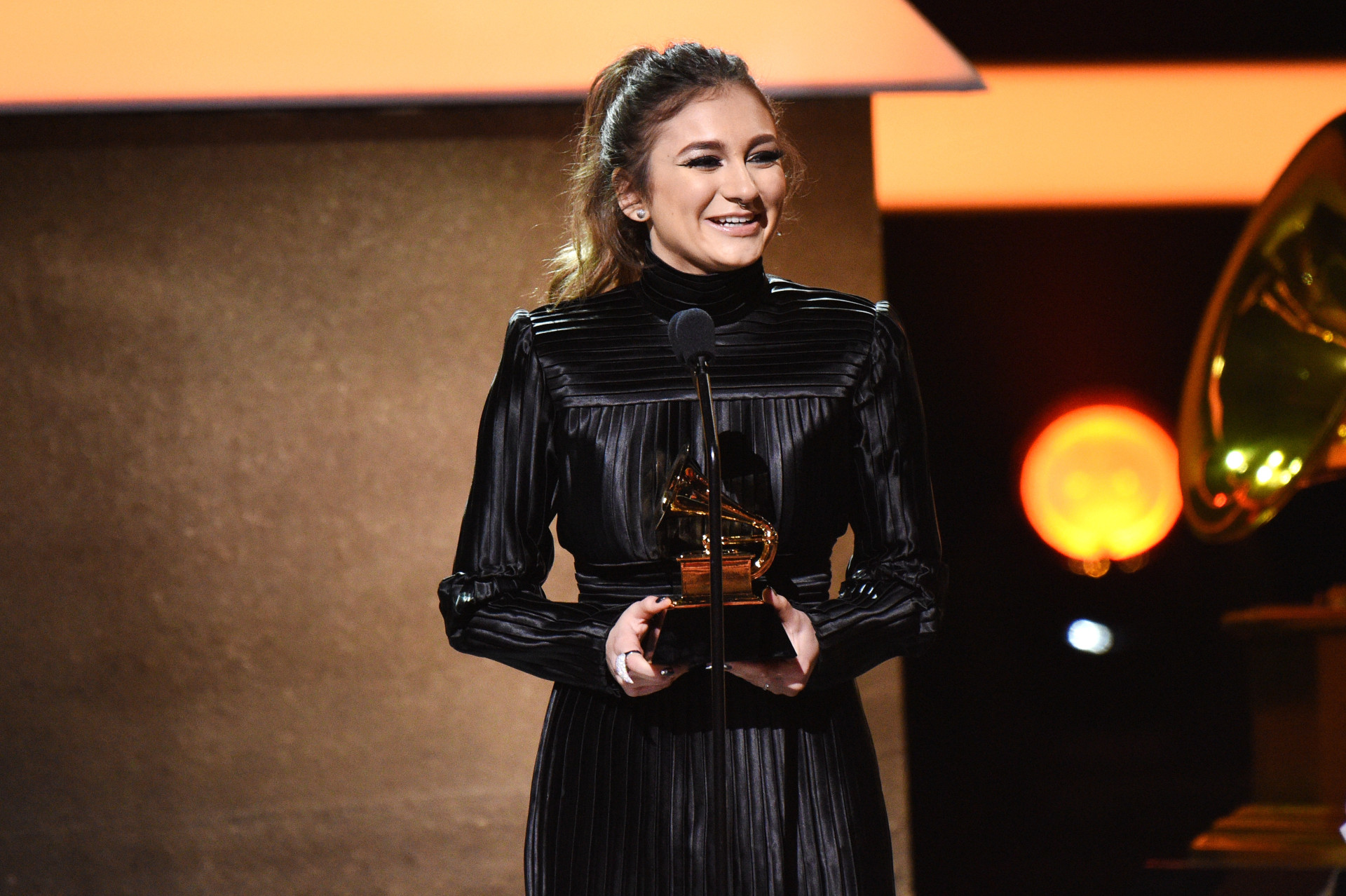 Os artistas mais velhos e os mais novos que já receberam um Grammy