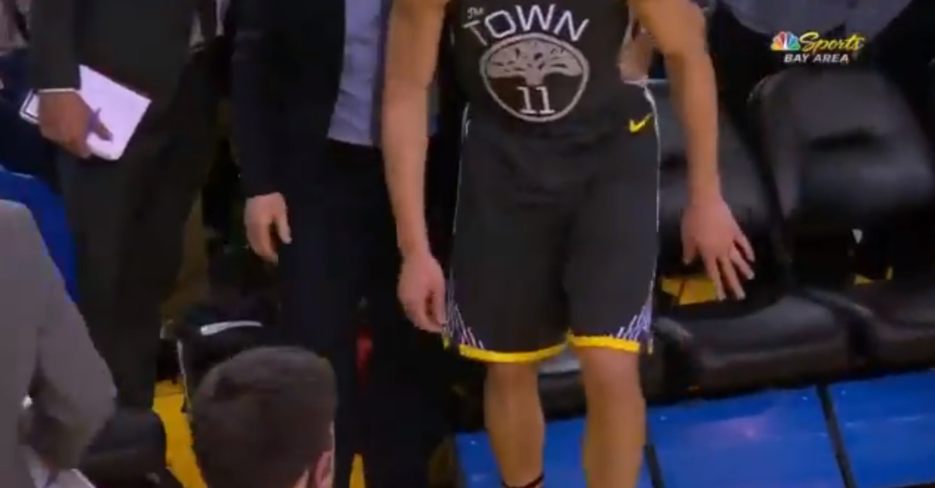 Klay Thompson sofreu lesão arrepiante, mas continuou a jogar (e a marcar)