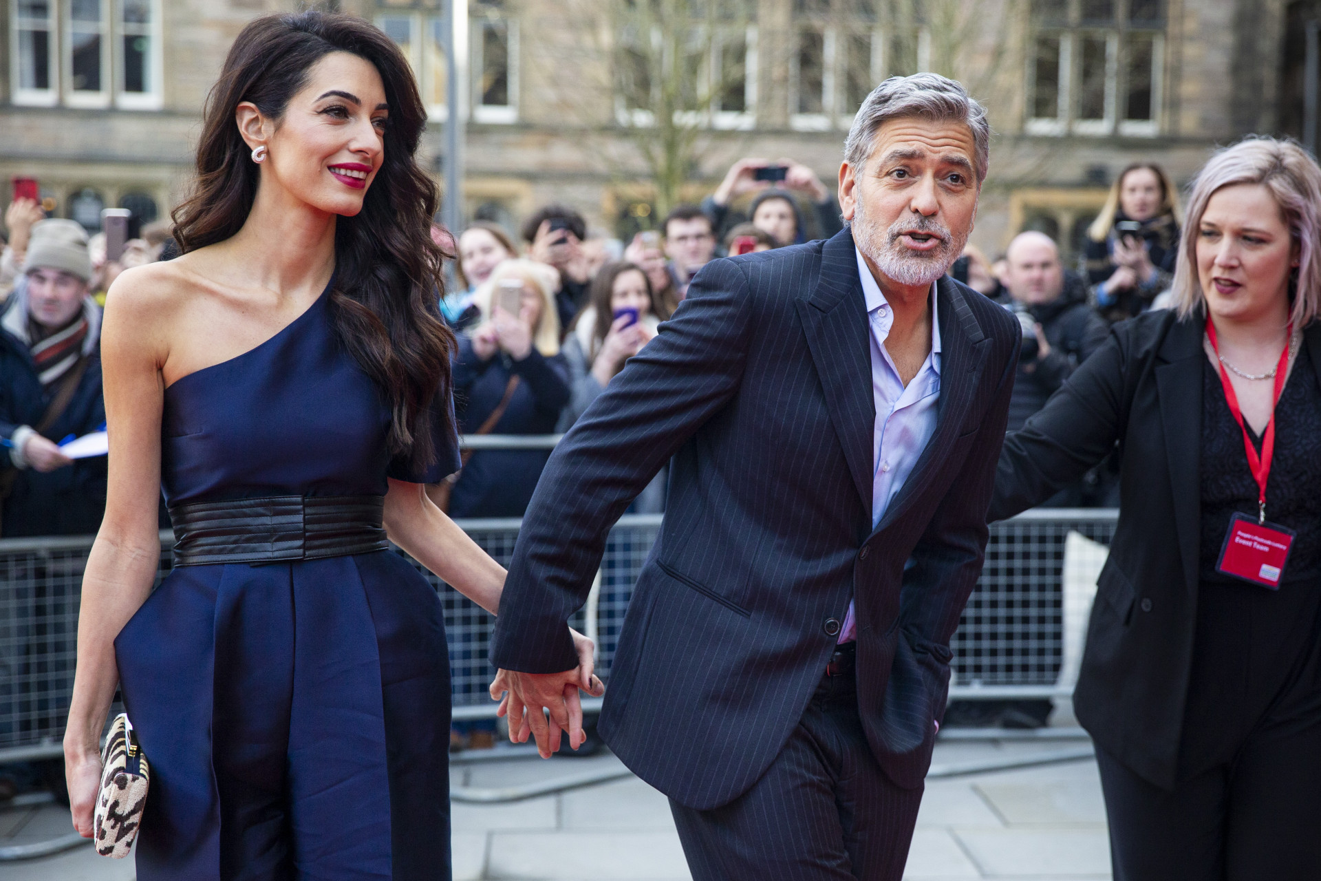 Este look de Amal Clooney é qualquer coisa (e deixou os fãs rendidos)
